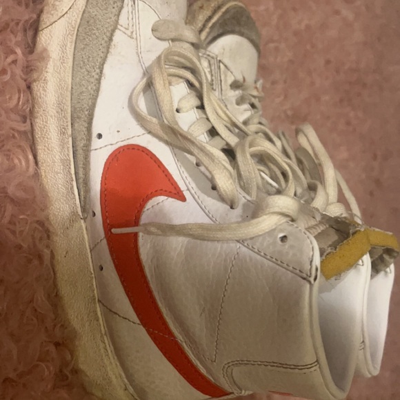 Nike high tops - Picture 3 of 3